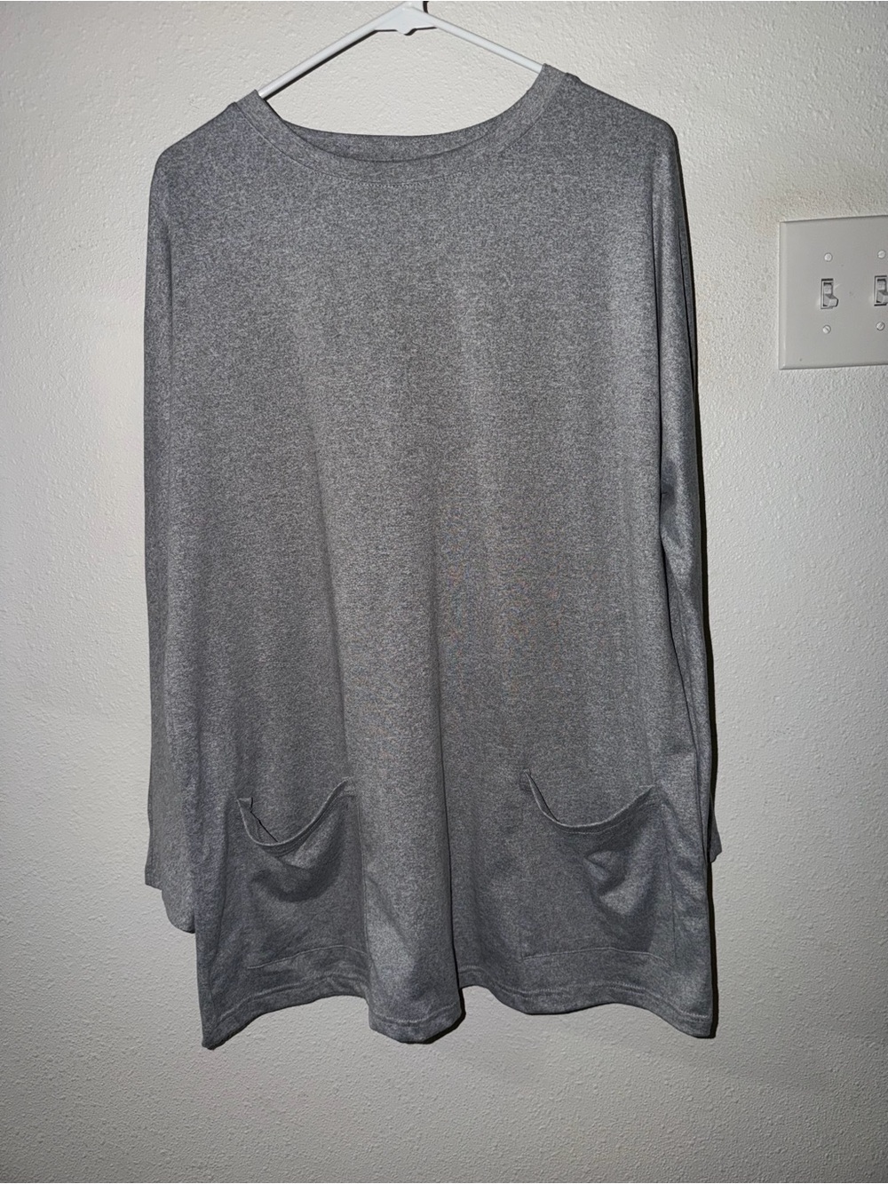 Everyday Long Sleeve Pocket Tunic - Gray